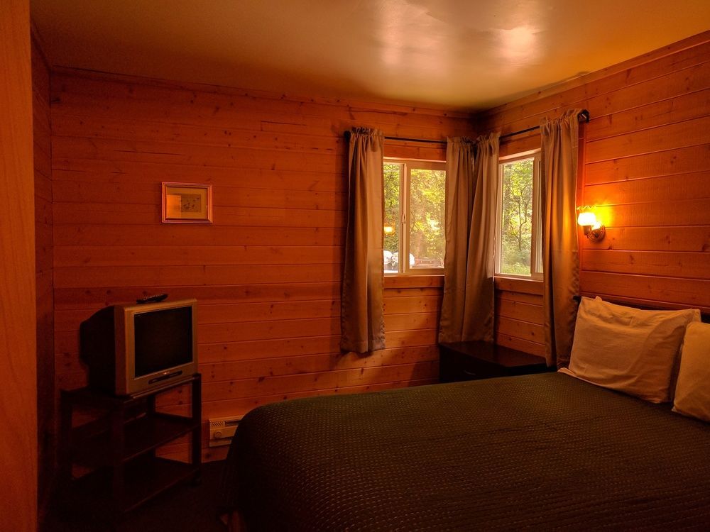 Emerald Forest Cabins Trinidad Exterior photo